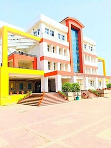 BBDIT- Babu Banarsi Das Institute of Technology 