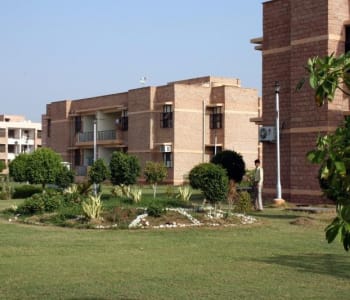 Kishori Raman PG College, Mathura | Best Courses| Admission Process| Fee Structure| Eligibility Criteria| Highlights| Location and Infrastructure